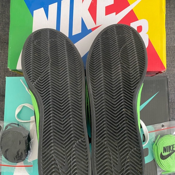 NikeSB / Poets Gino Iannucci Skate Shoe - Picture 3 of 6